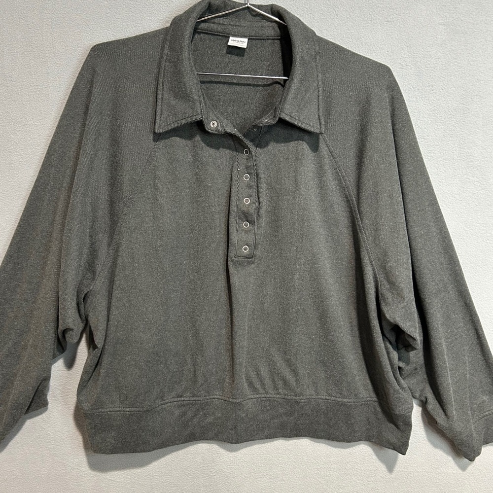Ebb & Flow Pullover Top Women XL Gray Ribbed Snap Neck Raglan Athleisure 152MSL